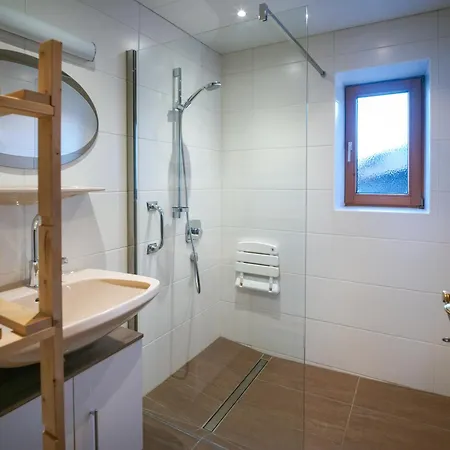 Barbara'S Garden Stube By Alpenluxus Appartements Aschau Im Zillertal