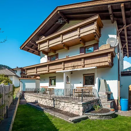 Barbara'S Garden Stube By Alpenluxus Appartements
