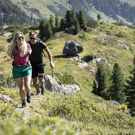 Barbara'S Garden Stube By Alpenluxus