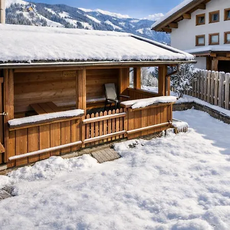 Barbara'S Garden Stube By Alpenluxus